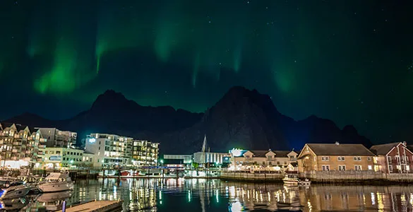 chase-the-northern-lights-mid-content-3